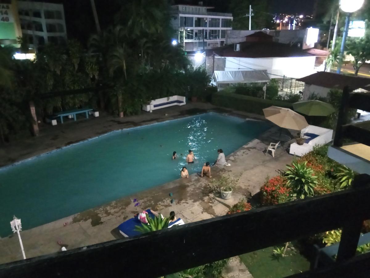 Hotel La Jolla Acapulco Exterior photo